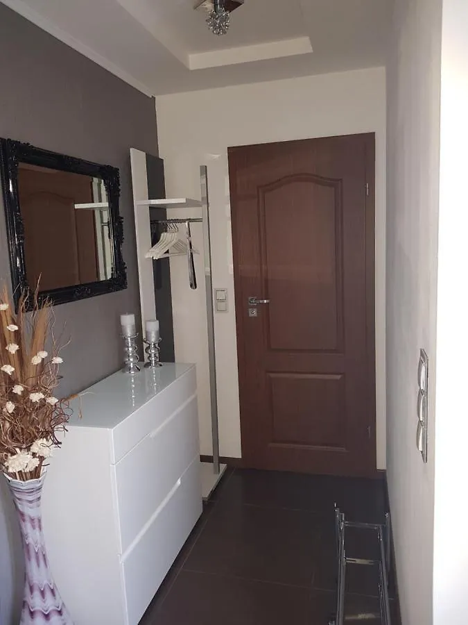 Apartamento Grosses Haus Apartement In Laatzen Nahe Messe Hanôver Alemanha
